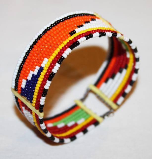 Beaded Maasai bracelet for men and women.